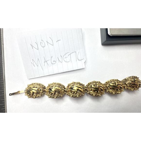 Vintage 60s BOTTICELLI Signed Brutalist Etruscan Revival Wide Panel Bracelet - Picture 9 of 9